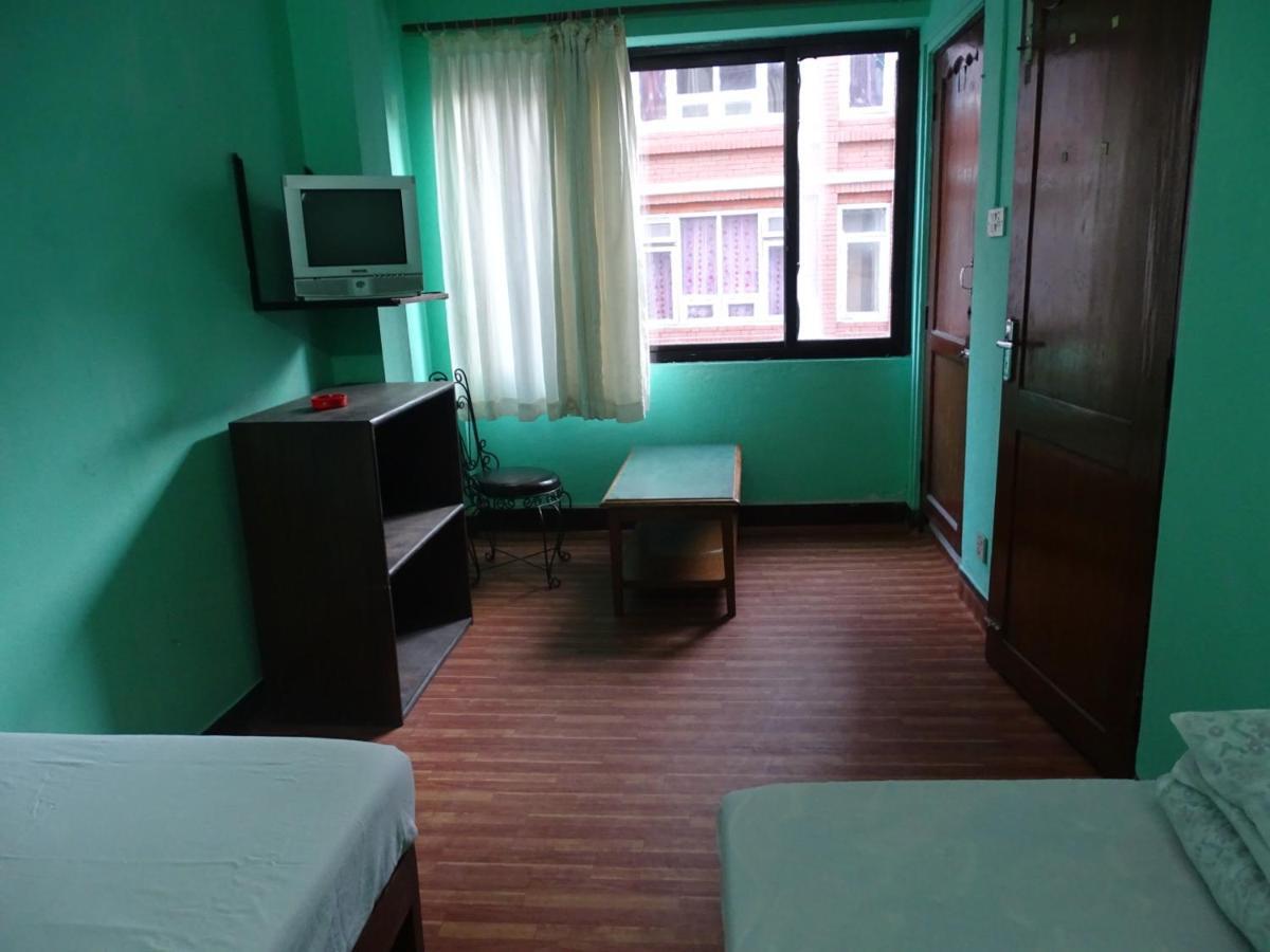 Green House Lodge Катманду Екстериор снимка
